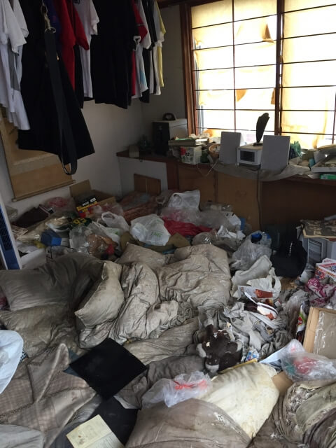 ゴミ屋敷がもたらす迷惑とは