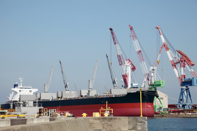 不用品回収業者に依頼するとなぜ無料なの？