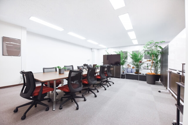 事務所の不用品はどこに依頼するの？