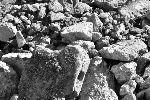 まずは知っておきたい廃棄物処理法と家電リサイクル法