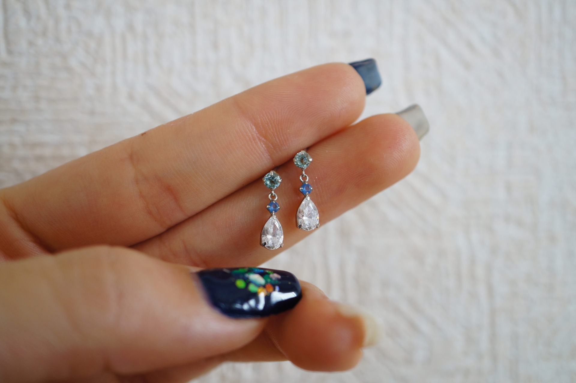 ピアスを業者に処分してもらう方法とは