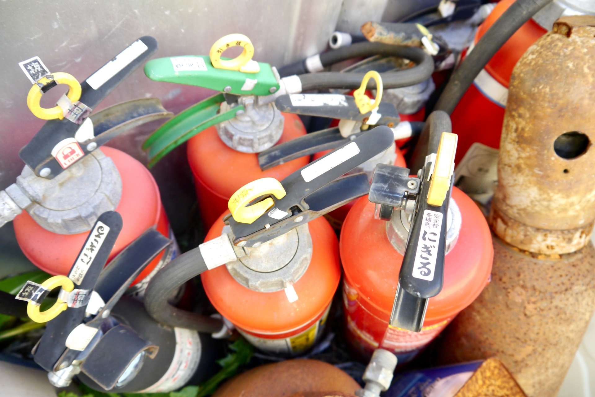 消火器の処分でかかる費用とは