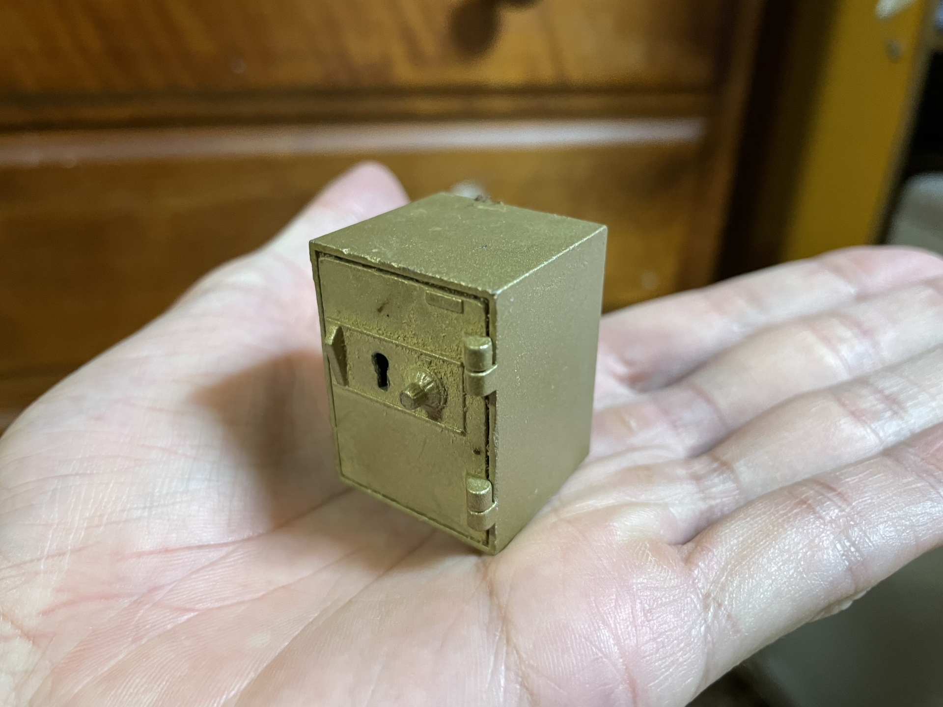 金庫の処分費用とは