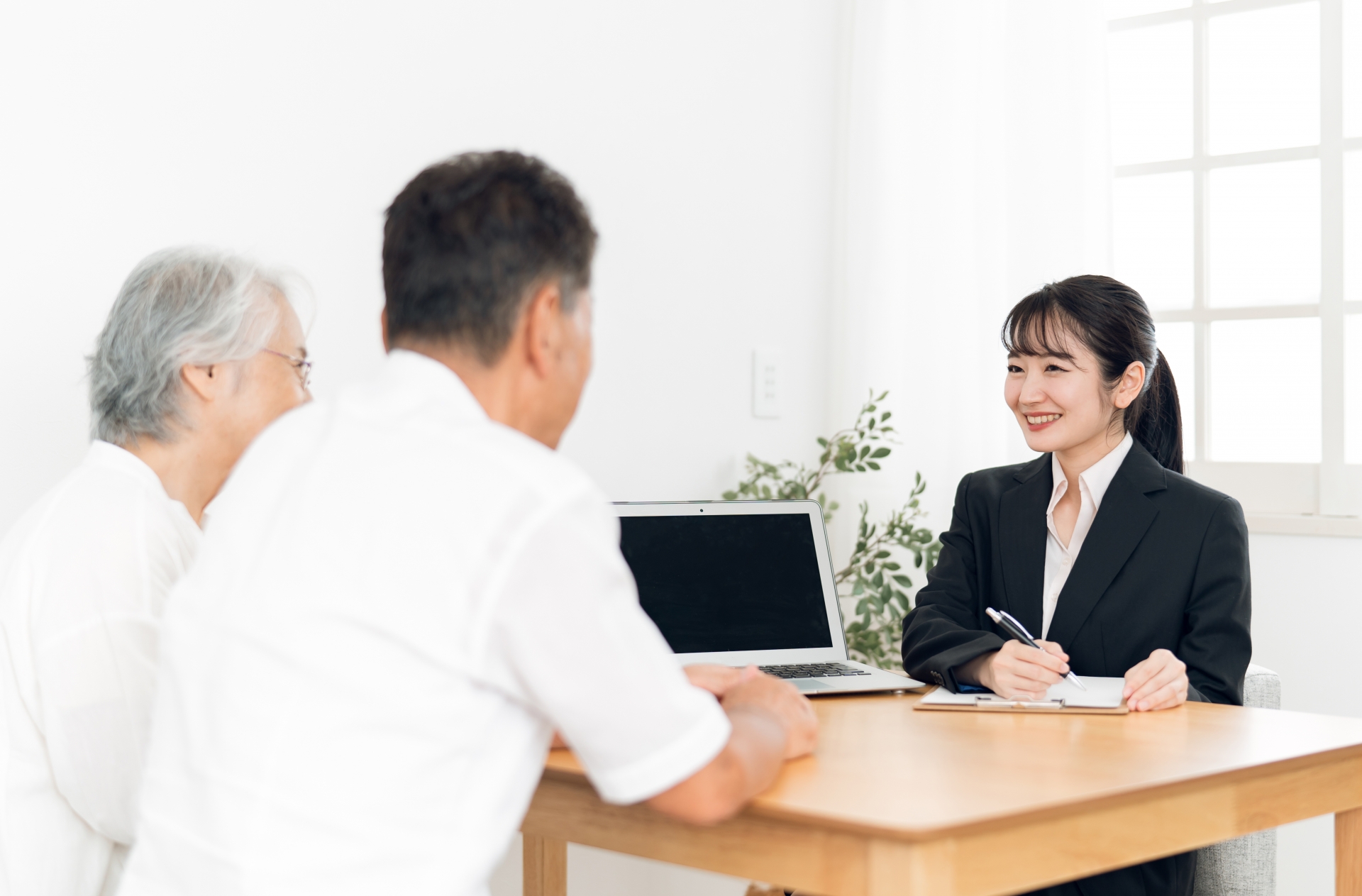 センターテーブル・座卓を業者に処分してもらう方法