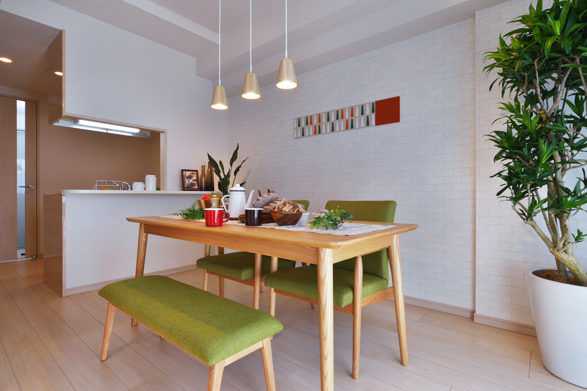 食卓テーブルや食卓イスのリサイクルショップでの処分法